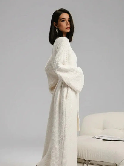 ONE SIZE FITS ALL Waist Shaping Plush Robe | [COZY Soft Plush Feel]