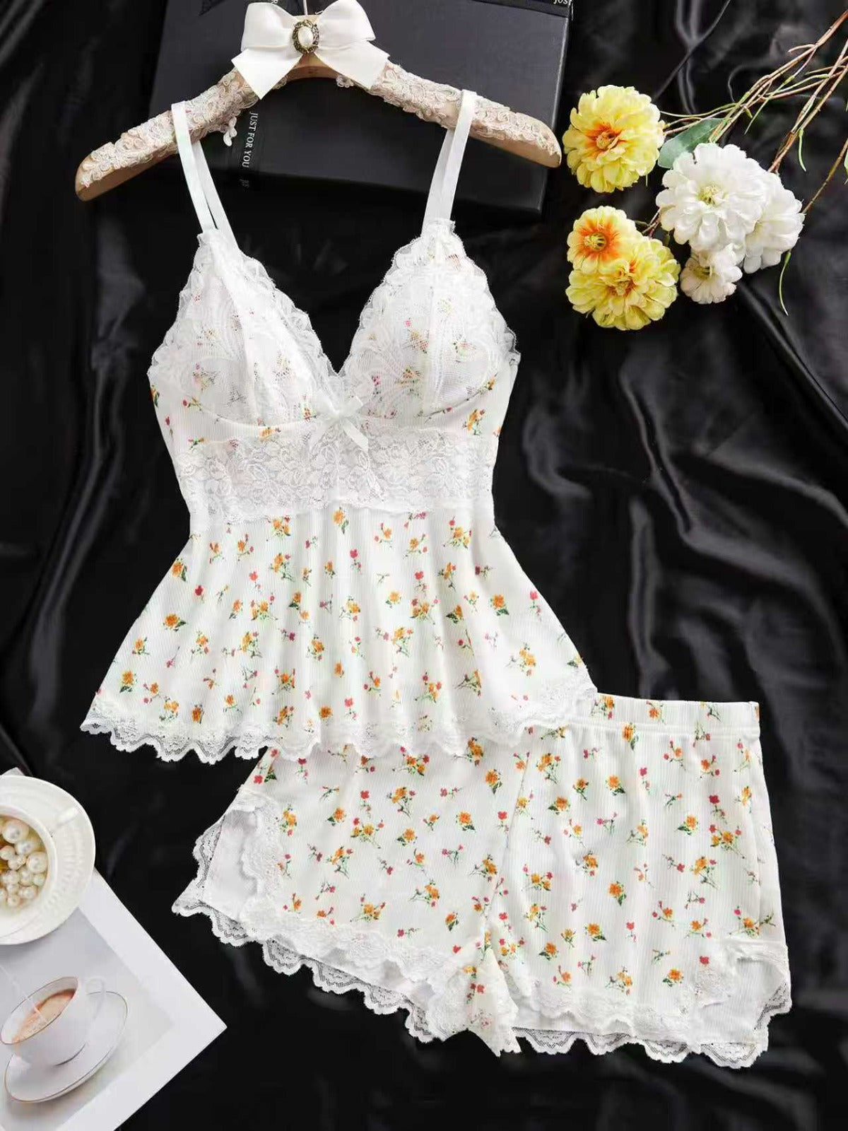 High Slit SPOILD Short 2-Piece Set